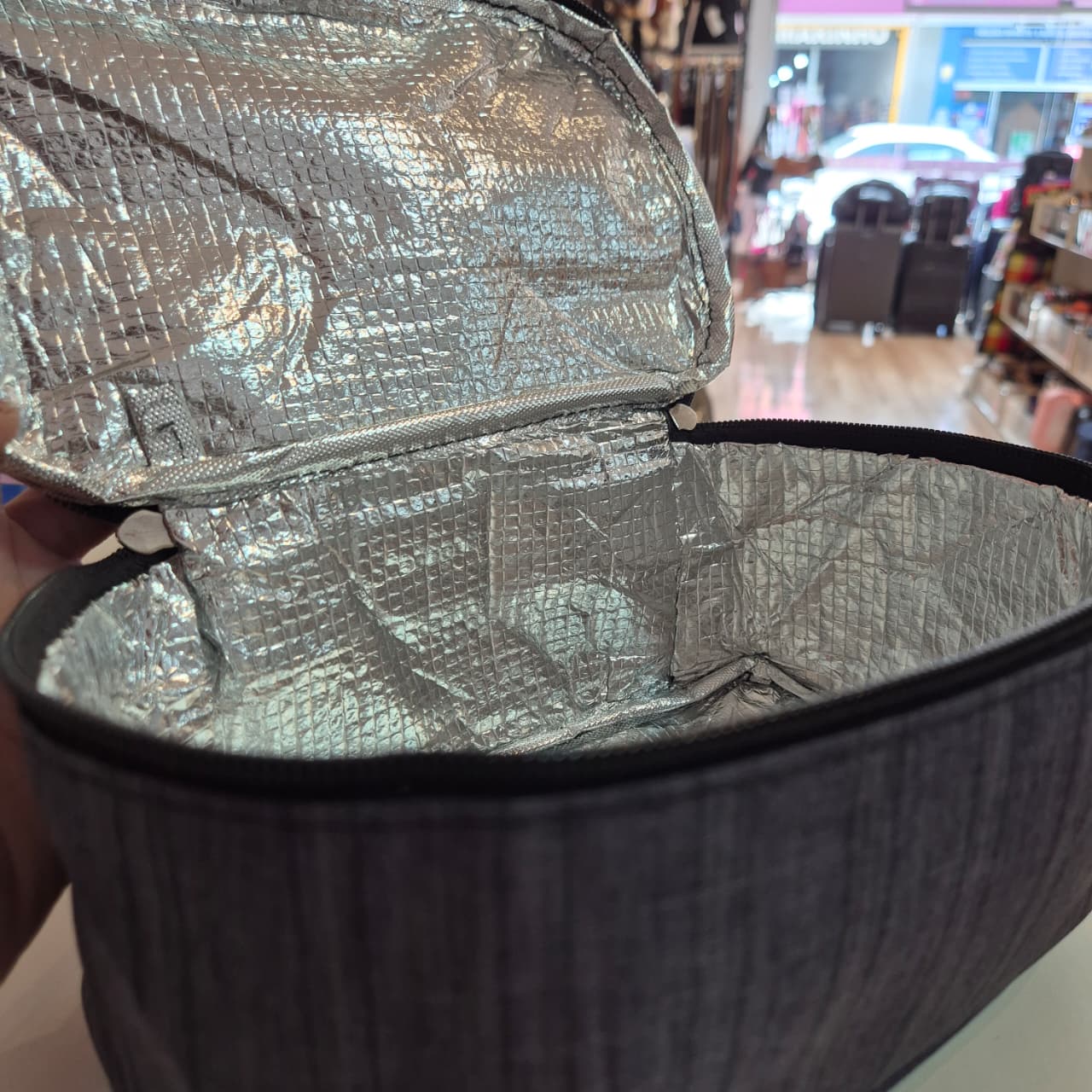 Bolsa Térmica Mini Praticidade e Conservação no Dia a Dia