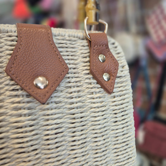 Bolsa Bel Leveza e Elegância para o Dia a Dia