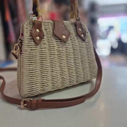 Bolsa Bel Leveza e Elegância para o Dia a Dia