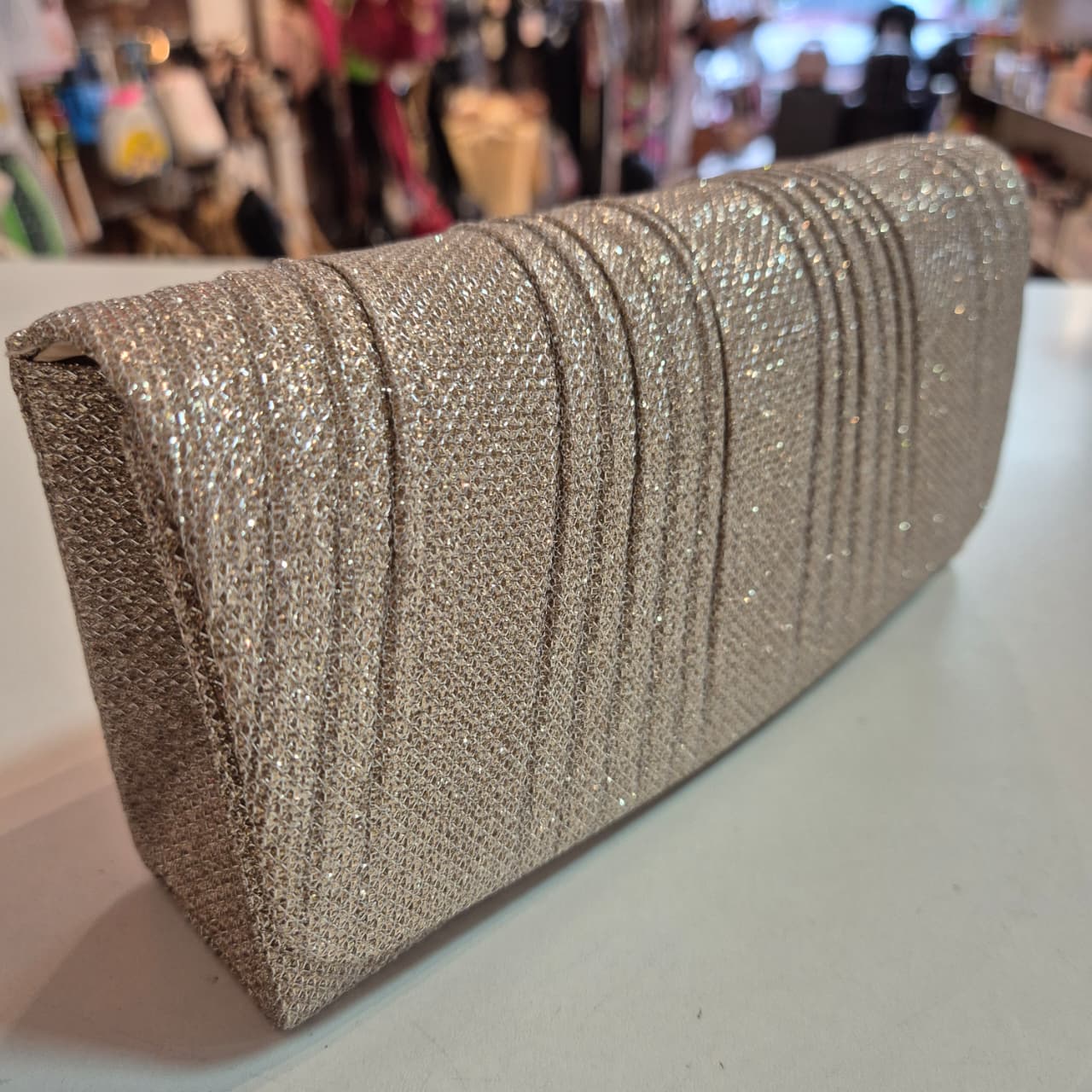Bolsa Festa Elegância e Praticidade para Ocasiões Especiais