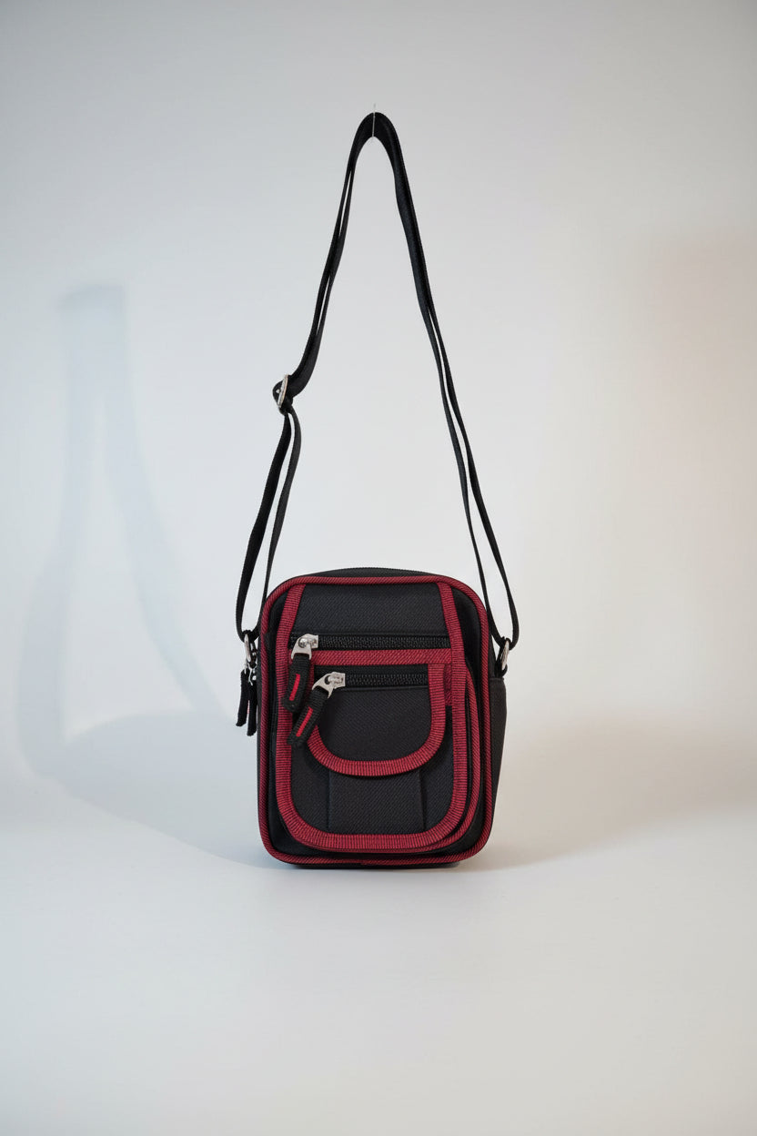 Necessaire Masculina Trail com Alça e Bolsos Frontais
